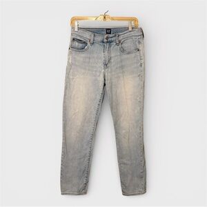 Gap Best Girlfriend Jeans straight mid‎ rise light wash distressed grunge 90s 26